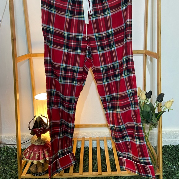 Lands End Pyjama Set. Size- L (Fit XL) - Picture 8 of 12